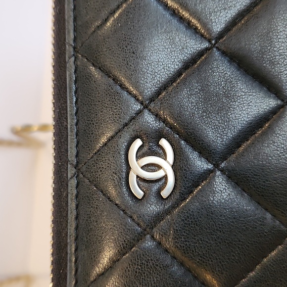 Chanel Lambskin Quilted Zip Long Wallet - Picture 4 of 13